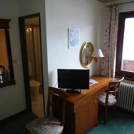 Post Hotel 4*